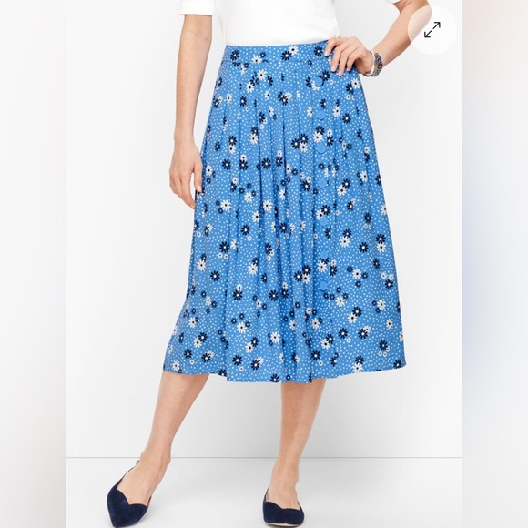 Talbots Blue Wave Daisy Dot Pleated Midi Skirt, Size 10 Viscose Pockets - Picture 1 of 10